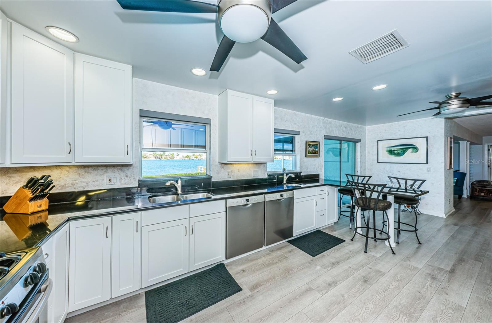 BRIGHTWATER BEACH ESTATES 1ST ADD - Residential