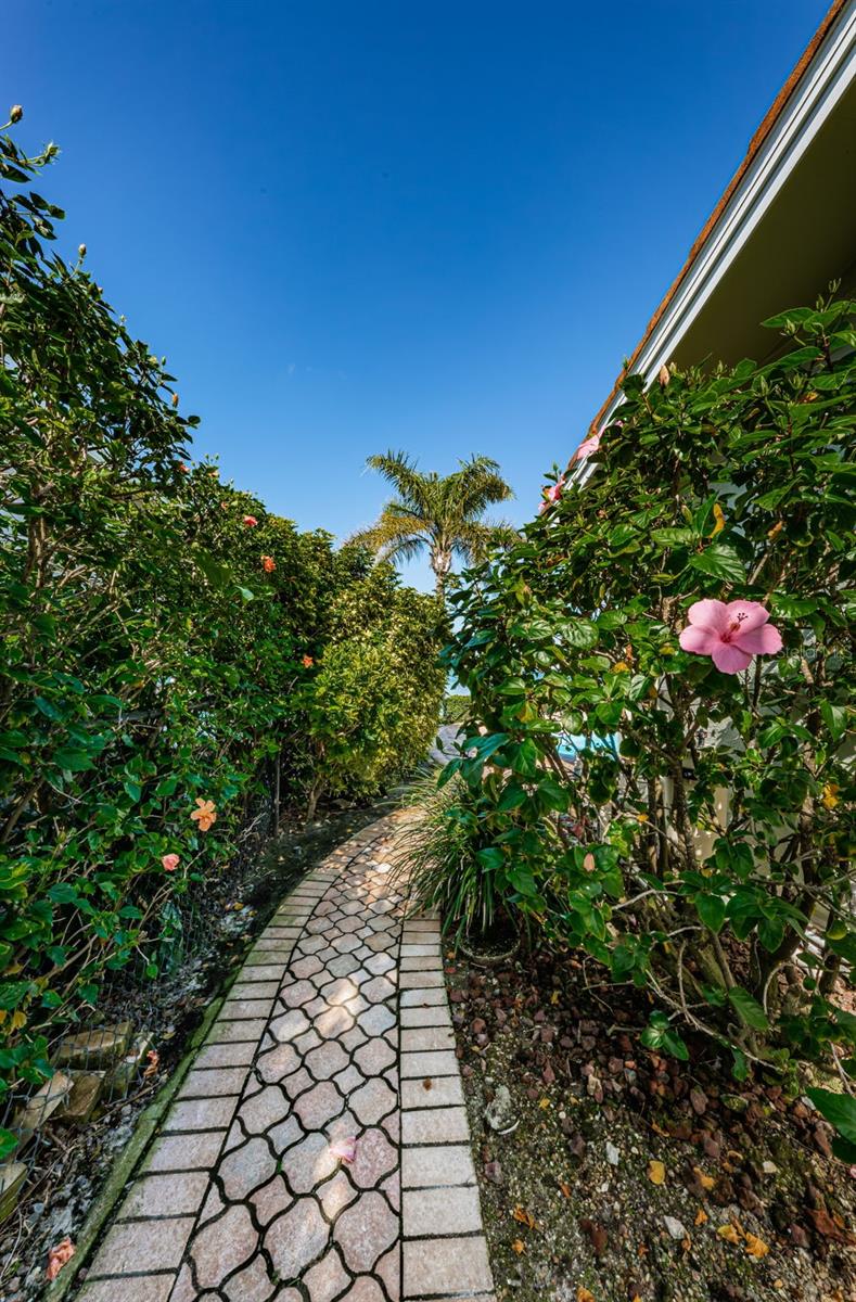 BRIGHTWATER BEACH ESTATES 1ST ADD - Residential