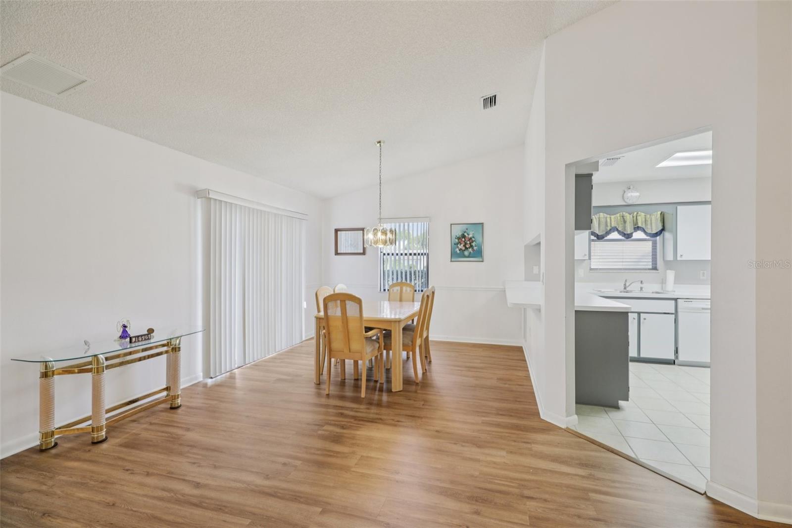 SCOTTISH HIGHLANDS CONDO PH S - Residential