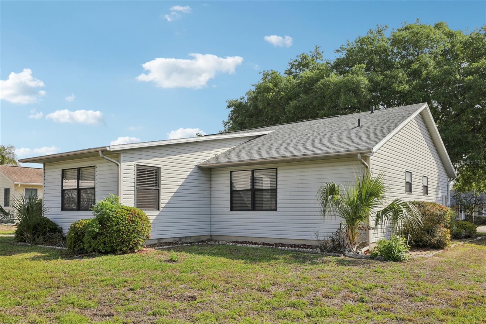 SCOTTISH HIGHLANDS CONDO PH S - Residential