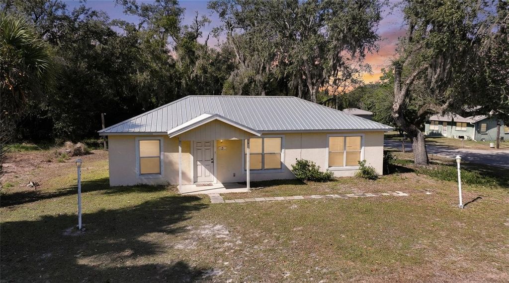 Photo of 3 W Myrtle Street, Arcadia, FL 34266 (MLS # C7521409)