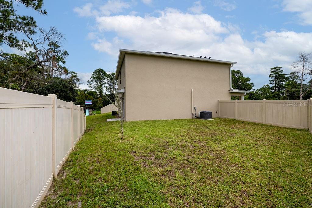 Photo 9 of 38 of 803 BAYLOR DRIVE house