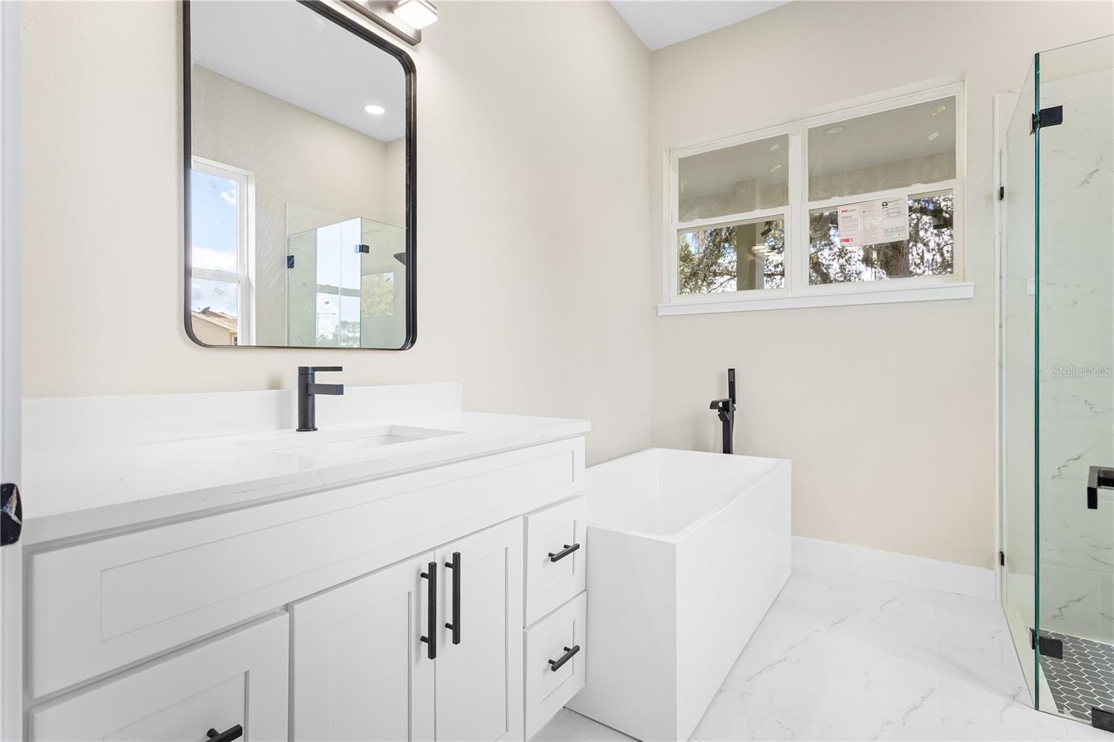 HAINES LAKE ESTATES - Residential Lease