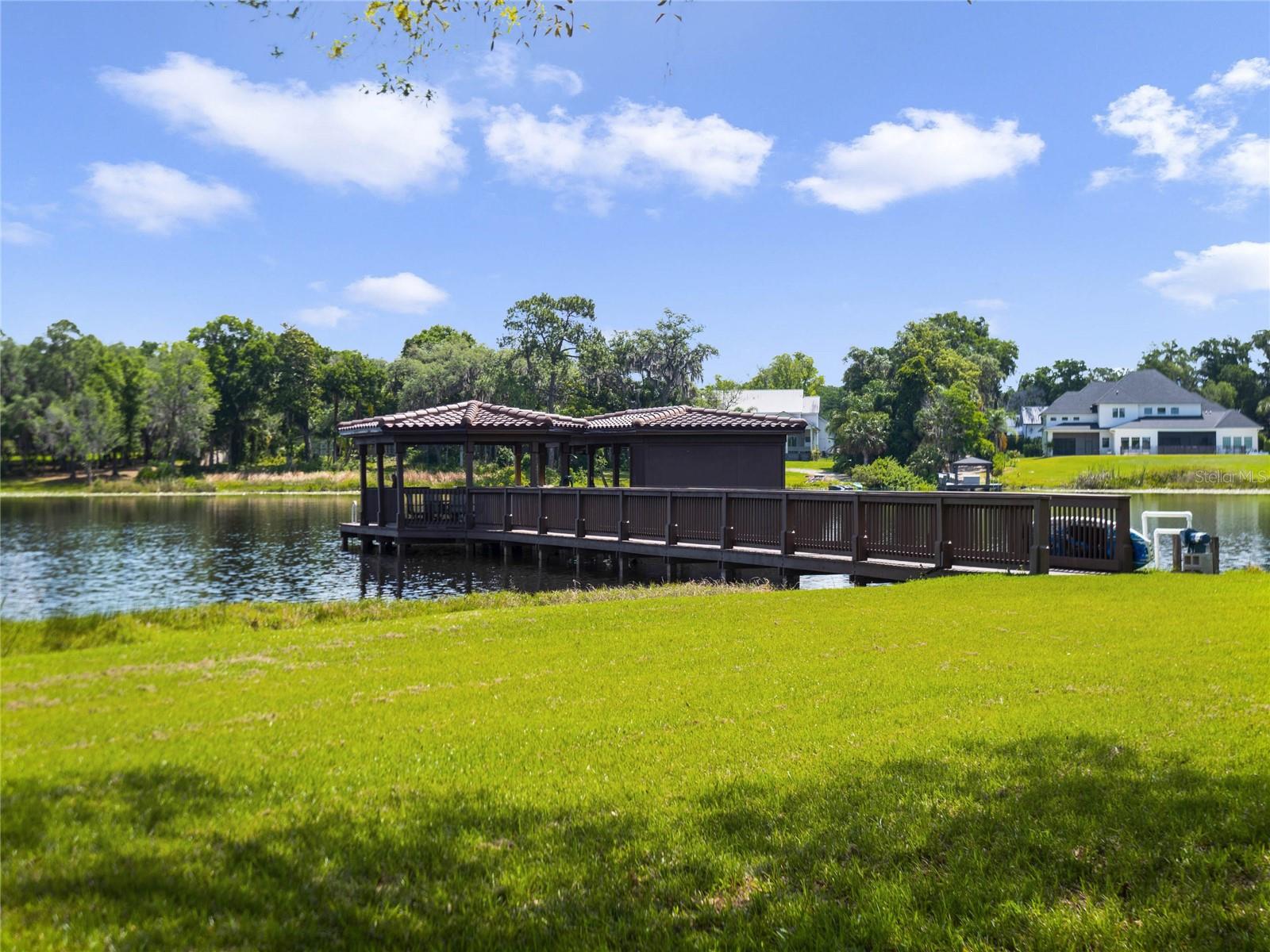 LAKE MARKHAM PRESERVE - Residential