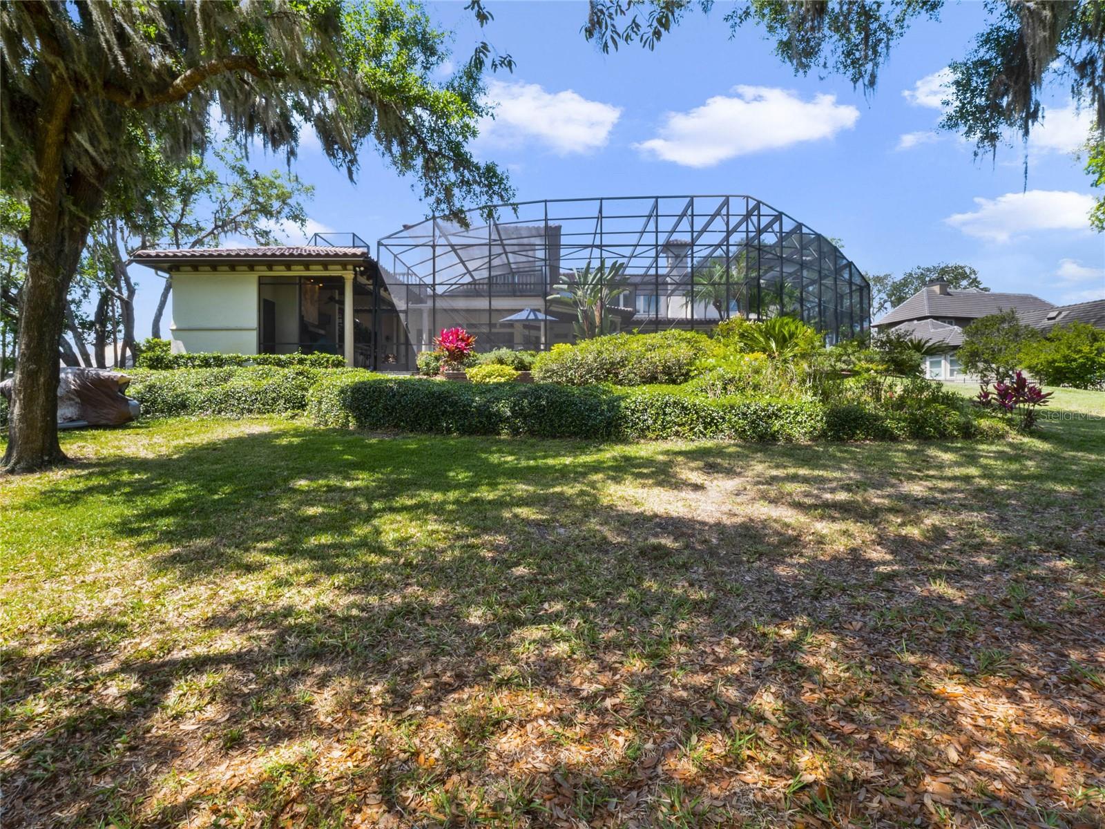 LAKE MARKHAM PRESERVE - Residential