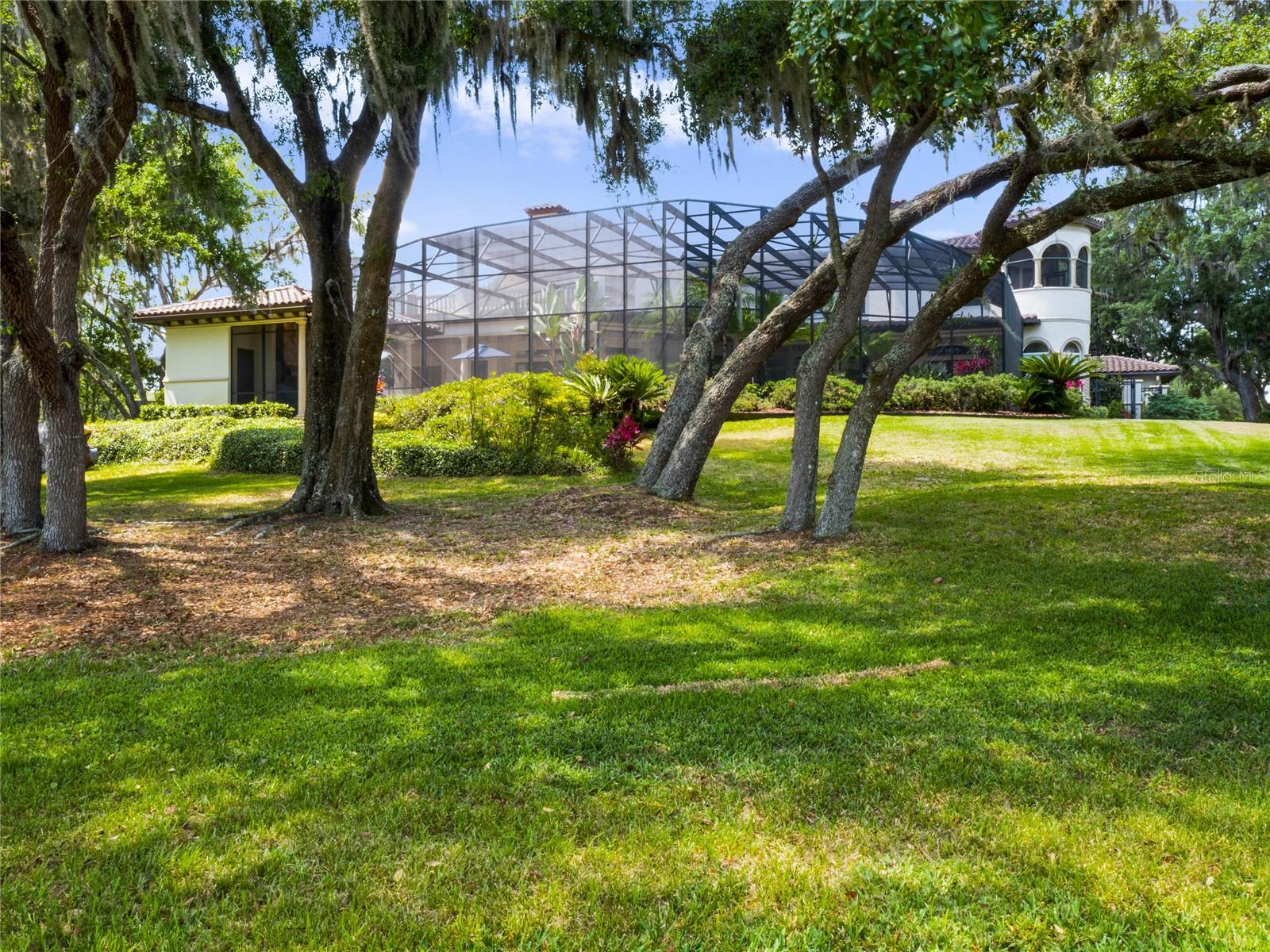 LAKE MARKHAM PRESERVE - Residential