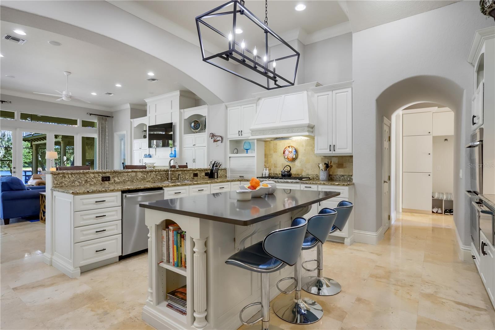 LAKE MARKHAM PRESERVE - Residential