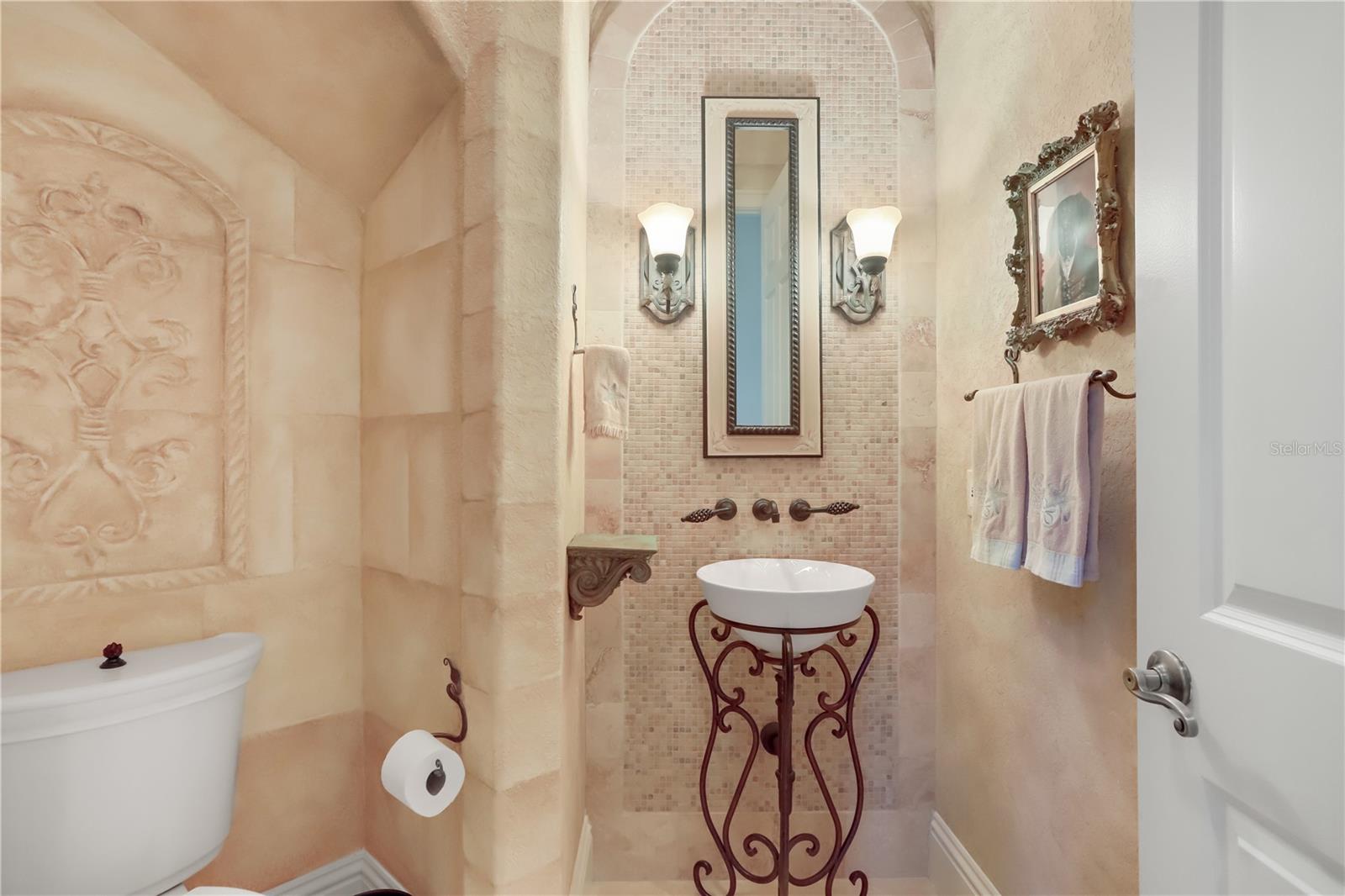 LAKE MARKHAM PRESERVE - Residential