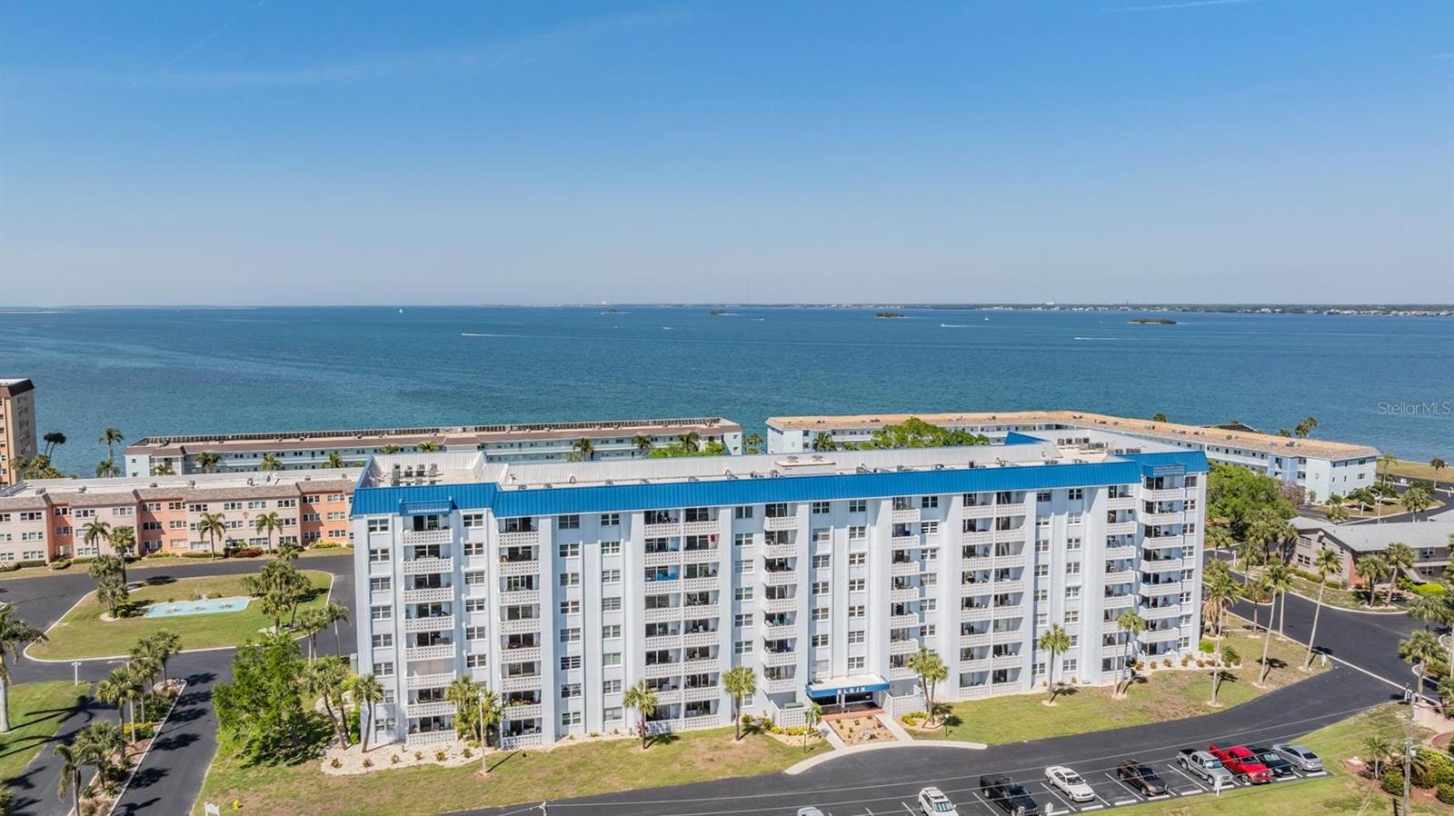 ROYAL STEWART ARMS - Residential