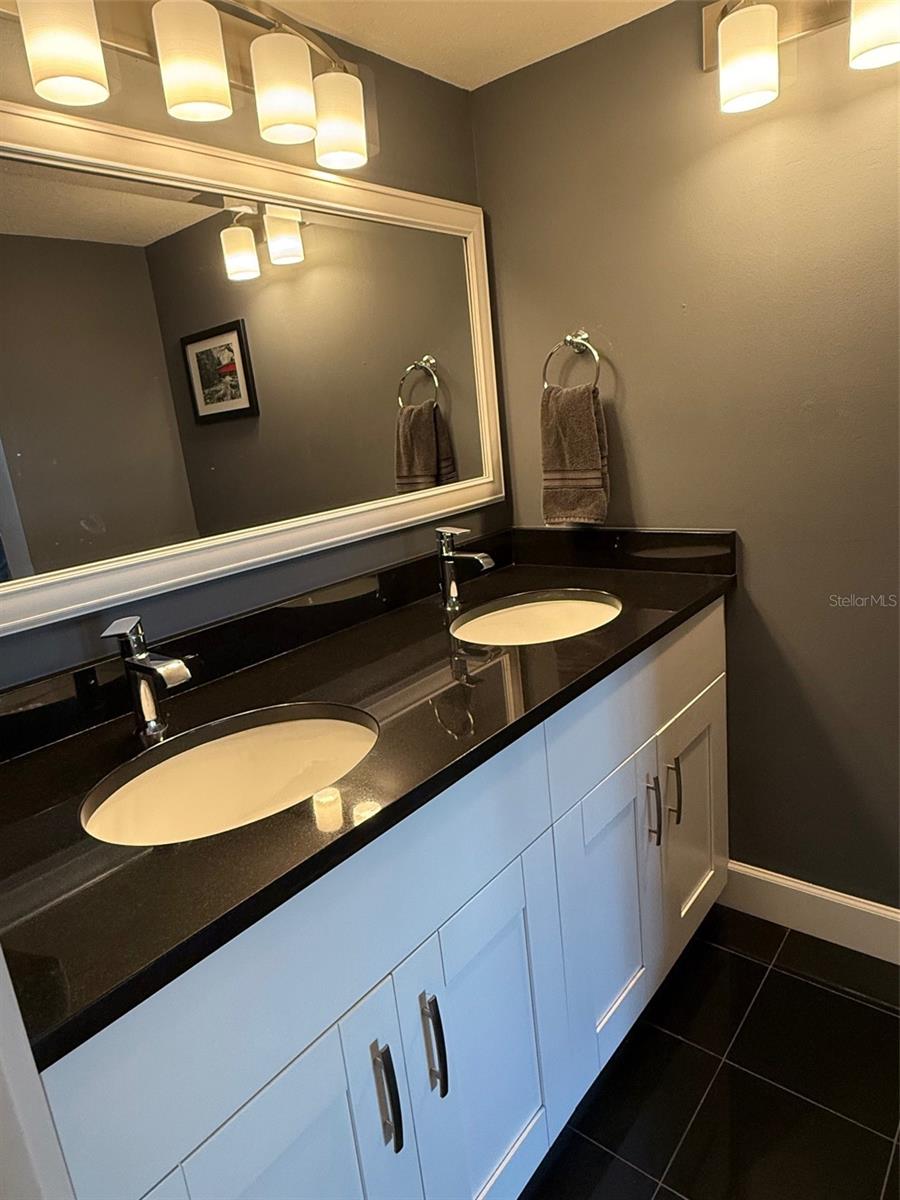 ROYAL STEWART ARMS - Residential