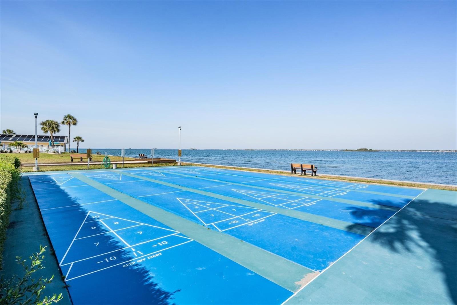 ROYAL STEWART ARMS - Residential