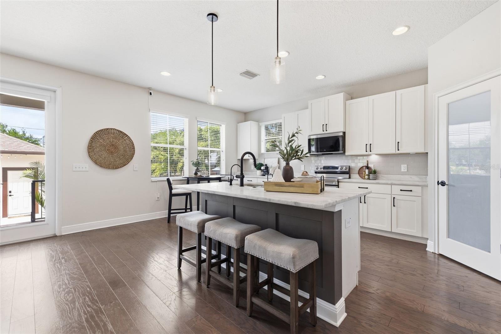 GIBBS ADD TO INGLESIDE - Residential