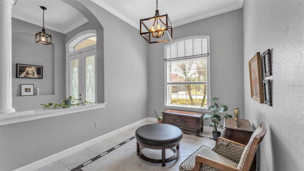 Photo of 4453 Fairway Oaks Drive, Mulberry, FL 33860 (MLS # L4960176)