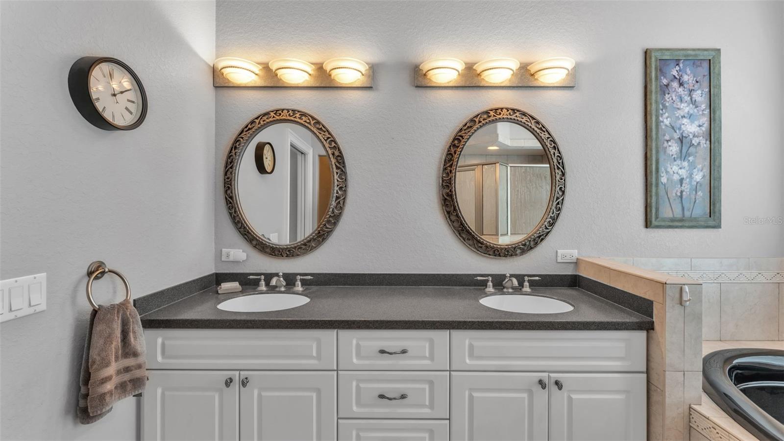 FAIRWAY OAKS FIRST ADD - Residential