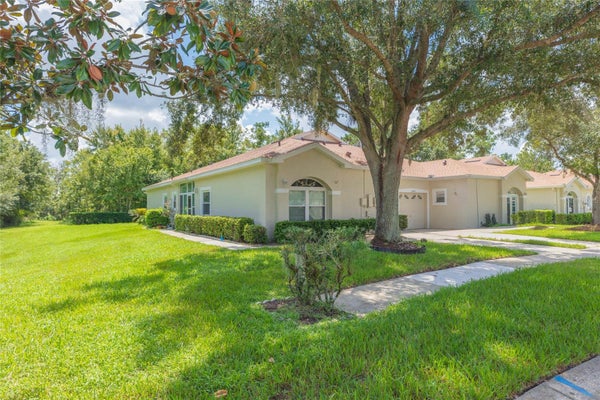 34942 DOUBLE EAGLE CT, ZEPHYRHILLS, FL 33541 - Image 00cfca47f1ddf18dc42e9dadcfe0b304/2299099940