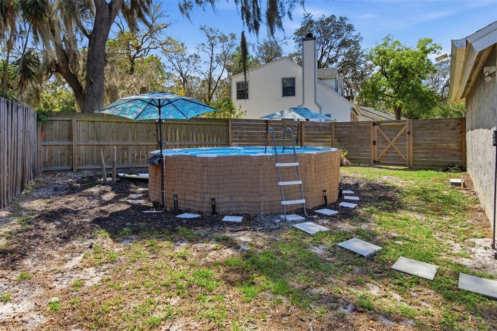 RAMBLEWOOD - Residential