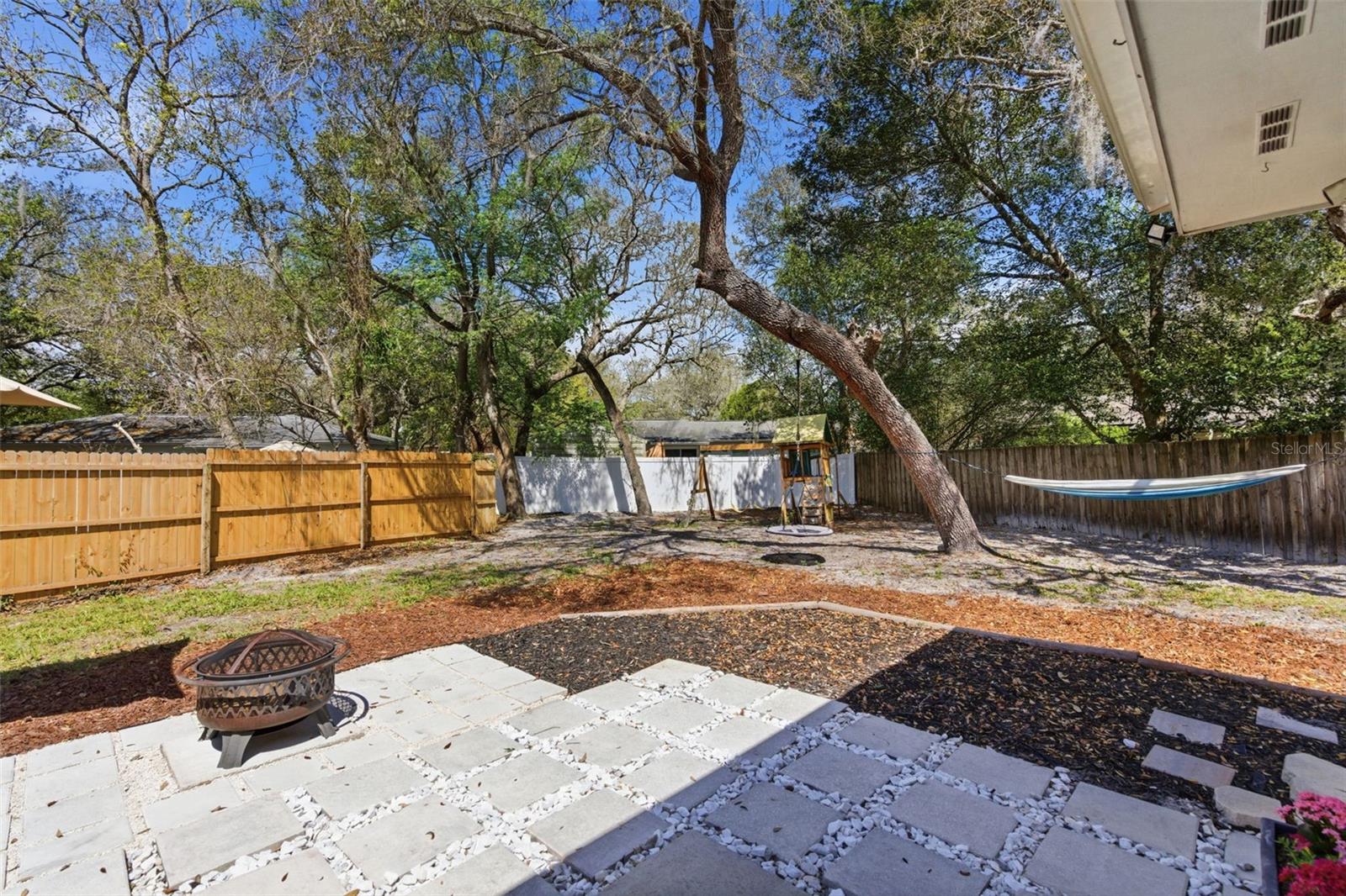 RAMBLEWOOD - Residential