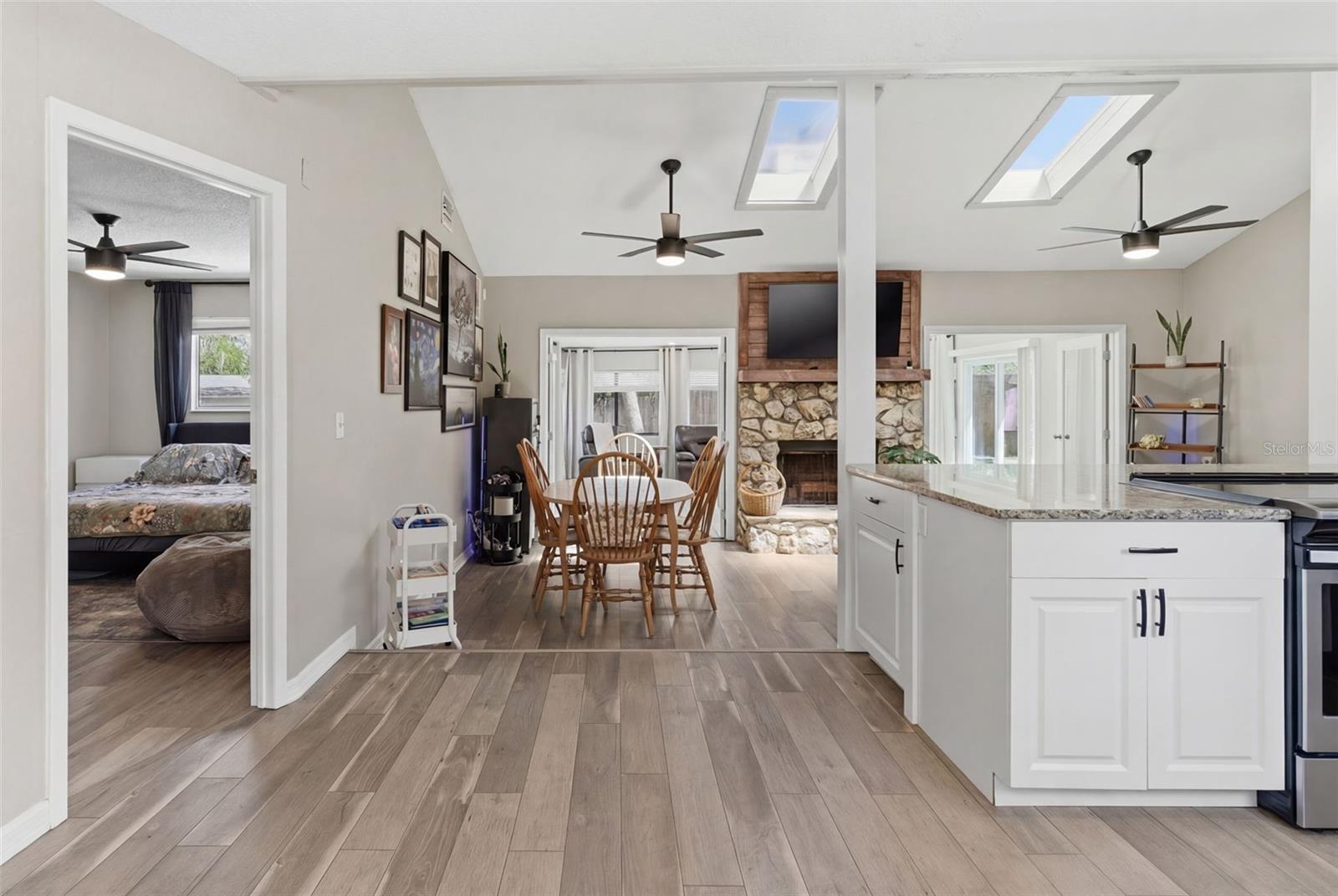 RAMBLEWOOD - Residential