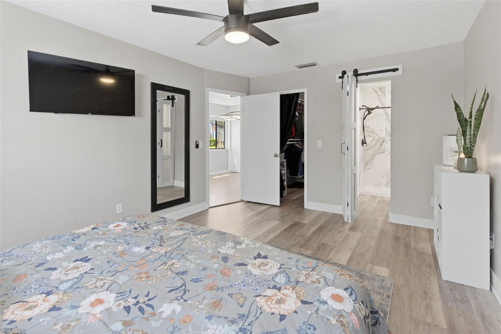 RAMBLEWOOD - Residential