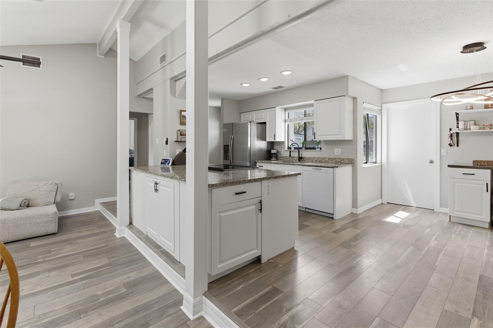 RAMBLEWOOD - Residential