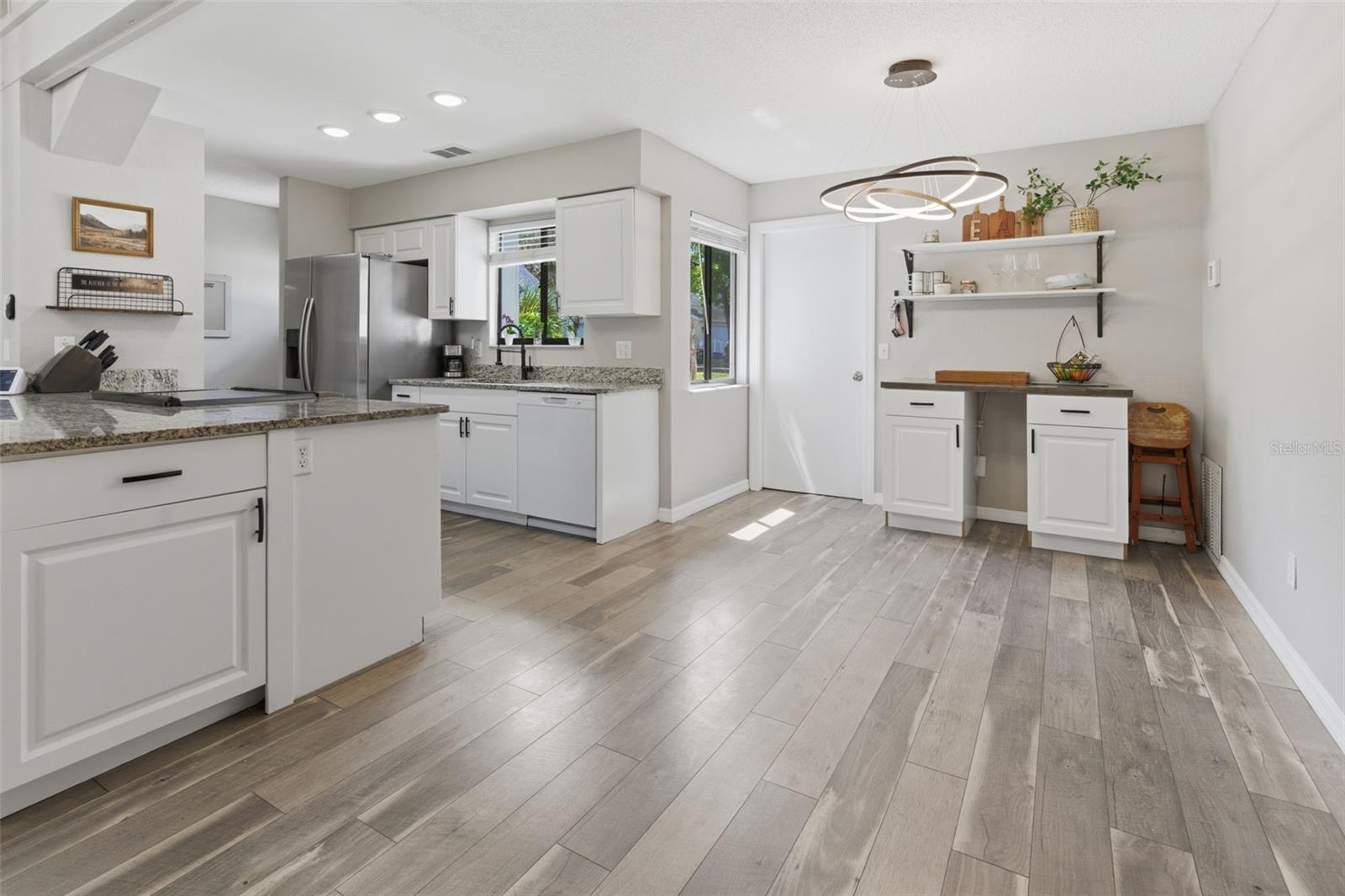 RAMBLEWOOD - Residential