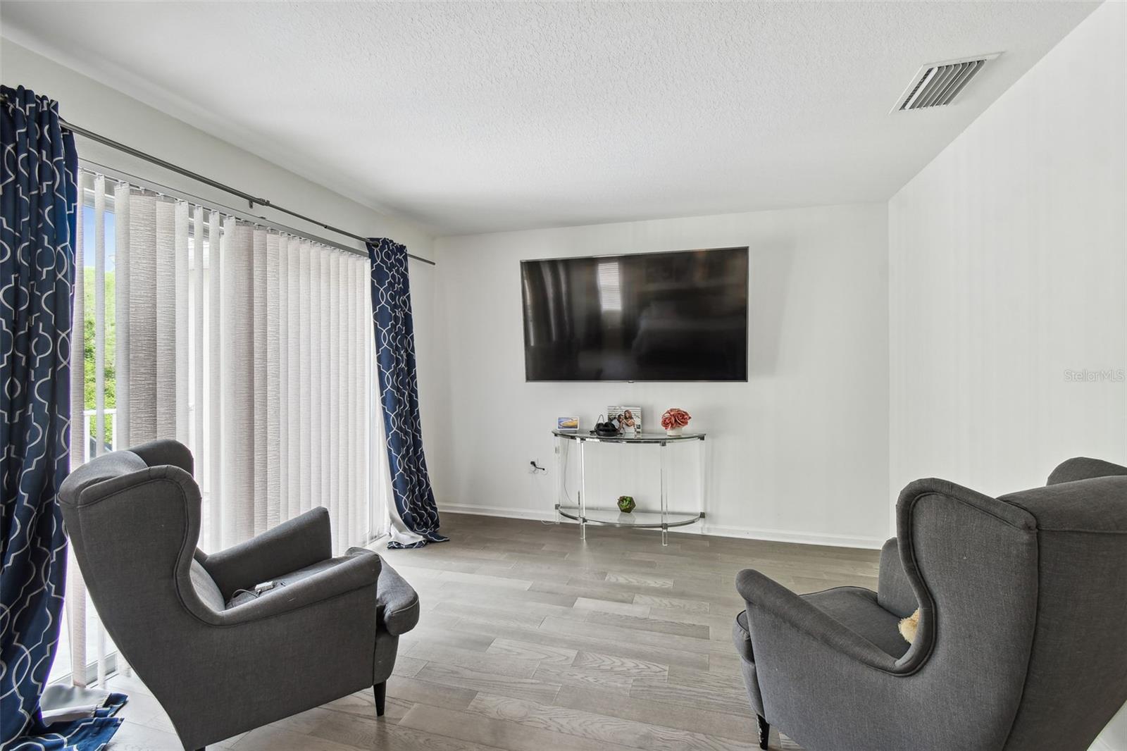 LAKESHORE RANCH PH I - Residential