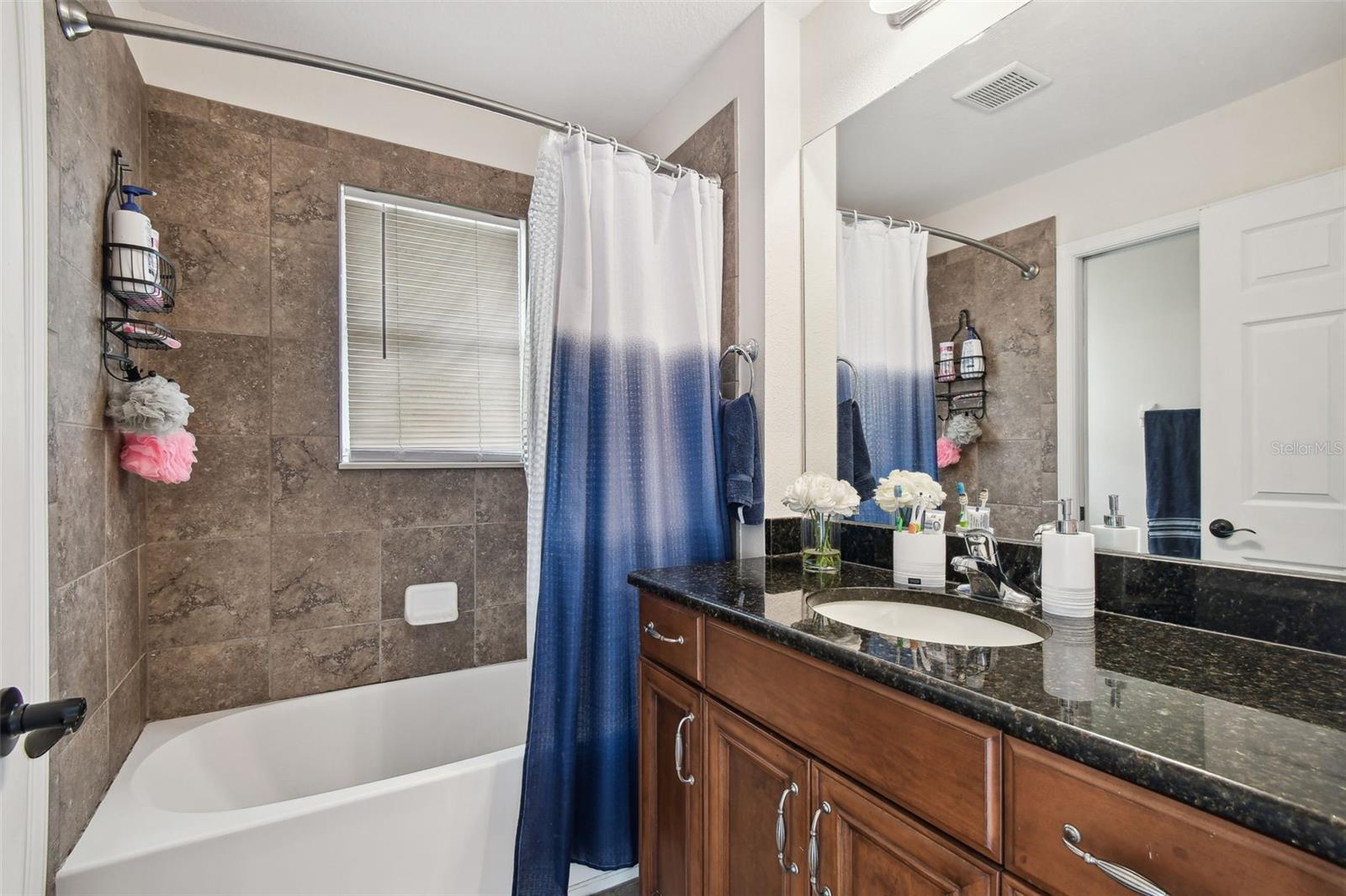 LAKESHORE RANCH PH I - Residential