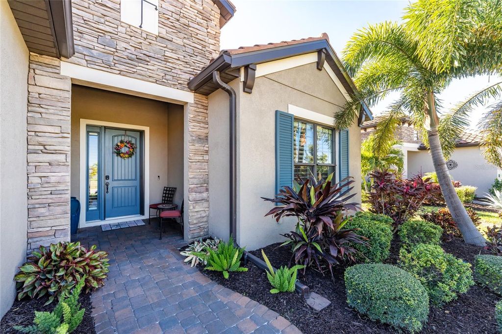 Photo of 26786 Weiskopf Drive, Englewood, FL 34223 (MLS # D6145838)