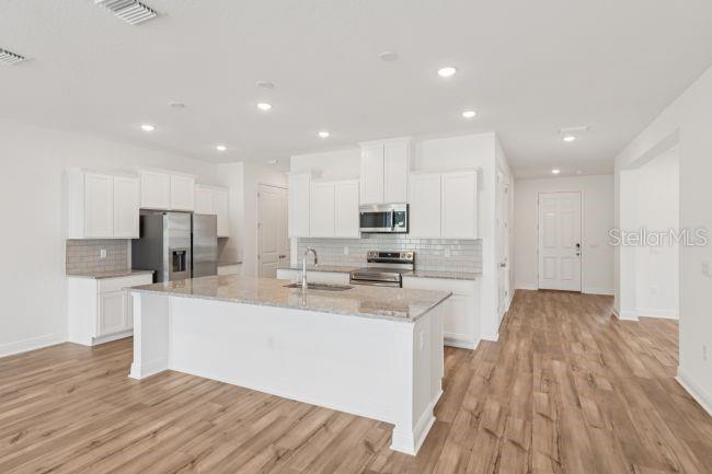 10 ASTERS COURT