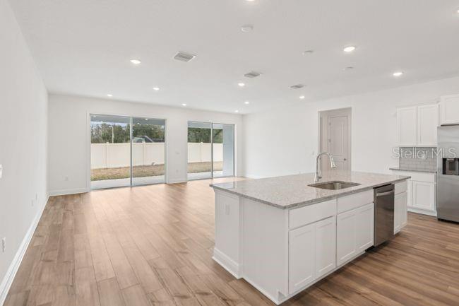 10 ASTERS COURT