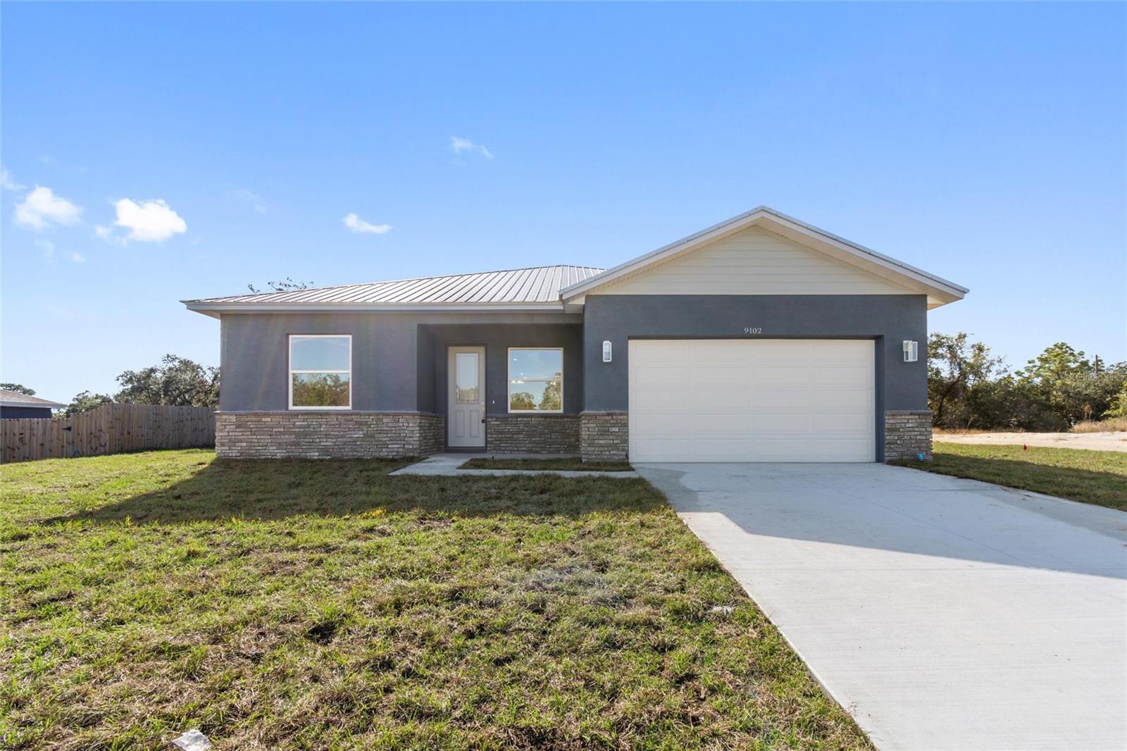 WALK IN WATER LAKE ESTATES PH 03 - Residential