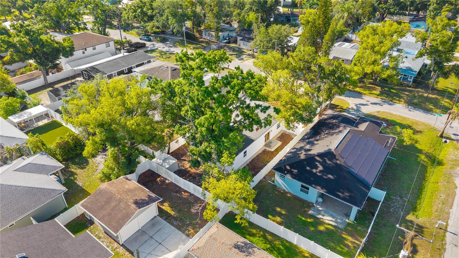 RIVERSIDE FIRST ADDITION  TO WEST - Residential