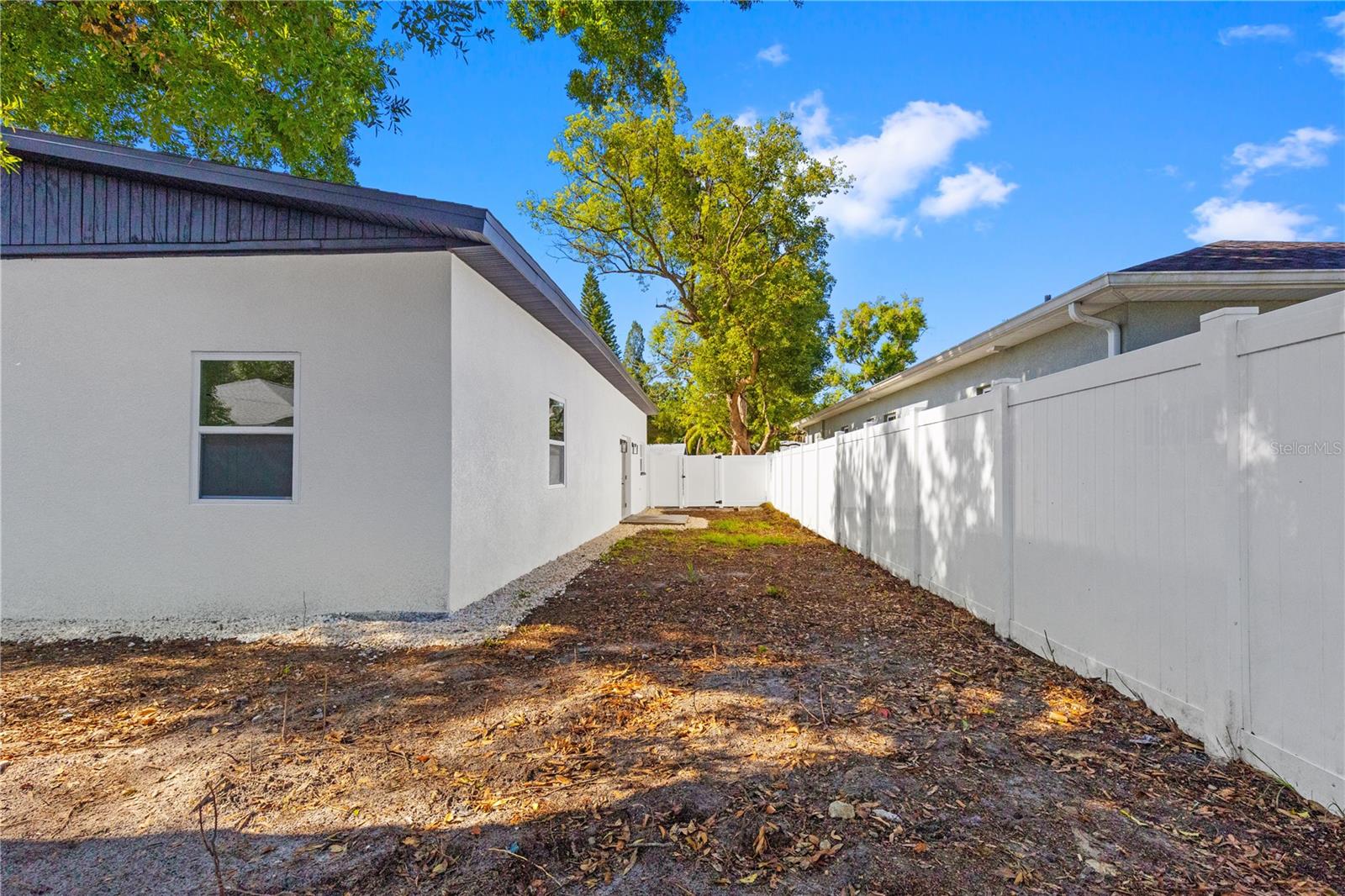 RIVERSIDE FIRST ADDITION  TO WEST - Residential