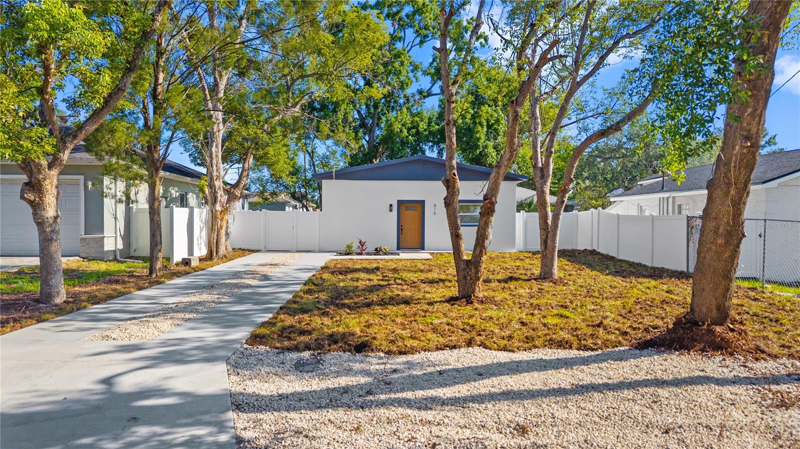 RIVERSIDE FIRST ADDITION  TO WEST - Residential