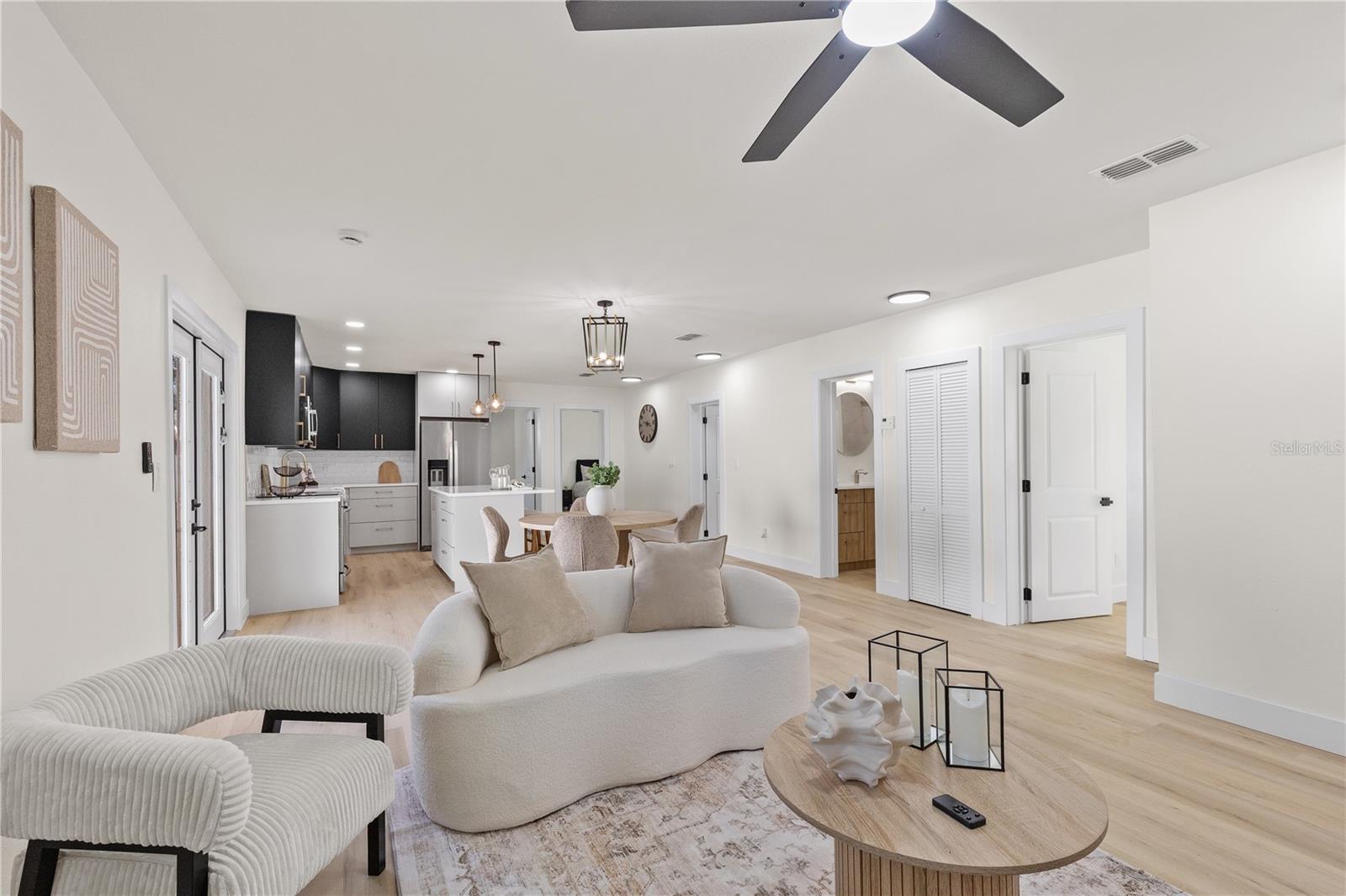 RIVERSIDE FIRST ADDITION  TO WEST - Residential