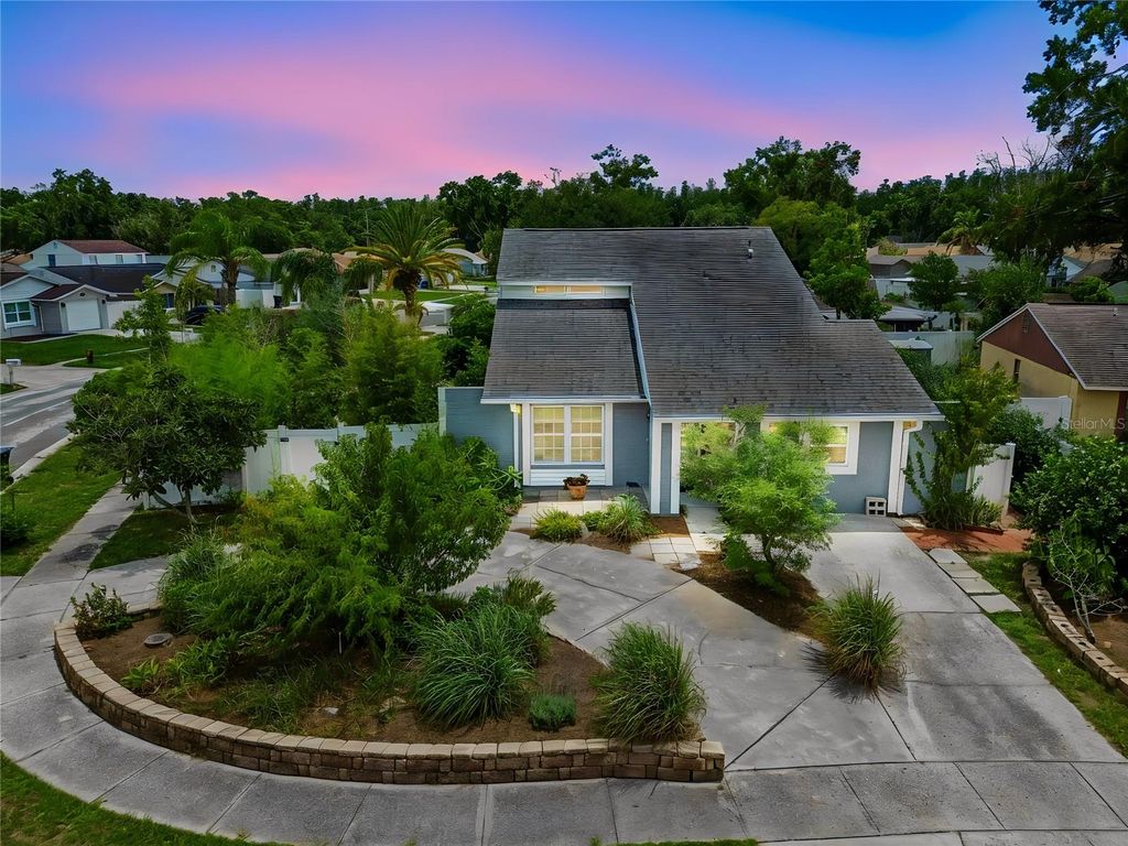 Photo of 16018 Saddlestring Drive, Tampa, FL 33618 (MLS # TB8519348)