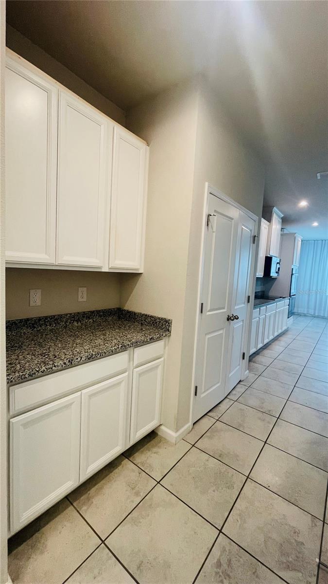 SANCTUARY/LKS/WINDERMERE - Residential Lease