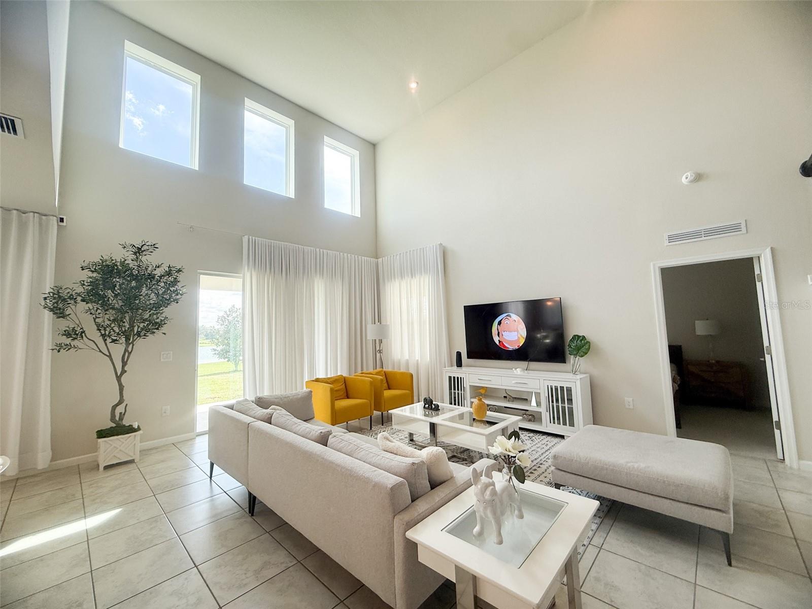 SANCTUARY/LKS/WINDERMERE - Residential Lease