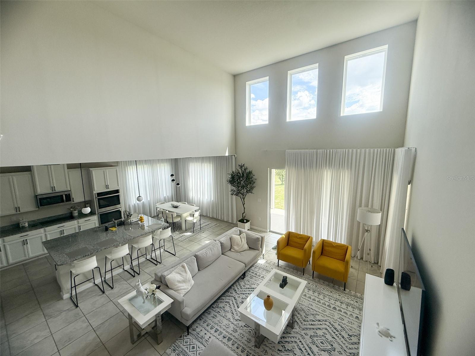 SANCTUARY/LKS/WINDERMERE - Residential Lease