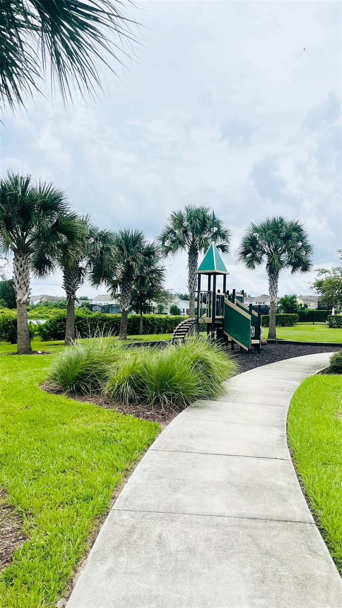 SANCTUARY/LKS/WINDERMERE - Residential Lease