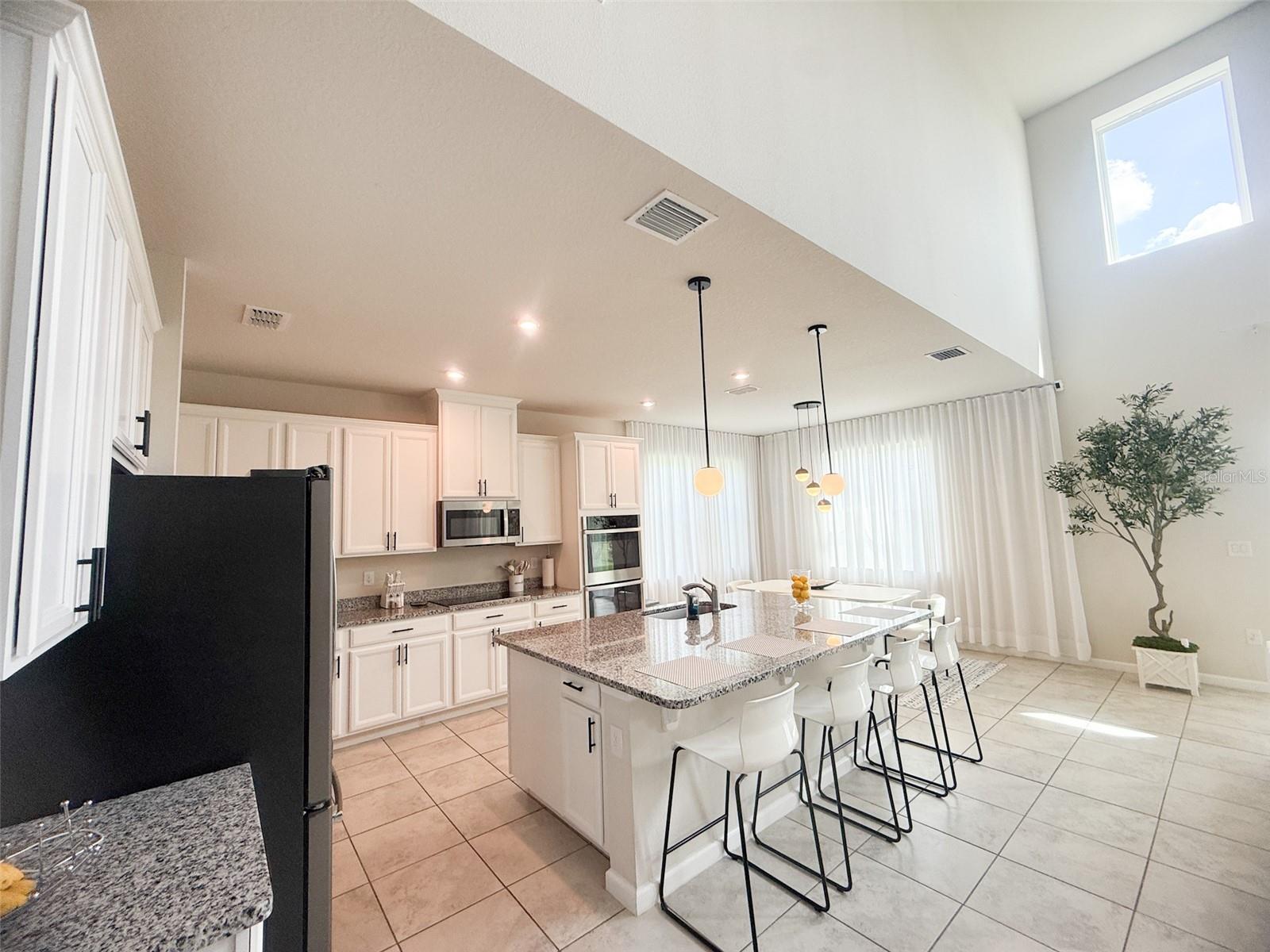 SANCTUARY/LKS/WINDERMERE - Residential Lease