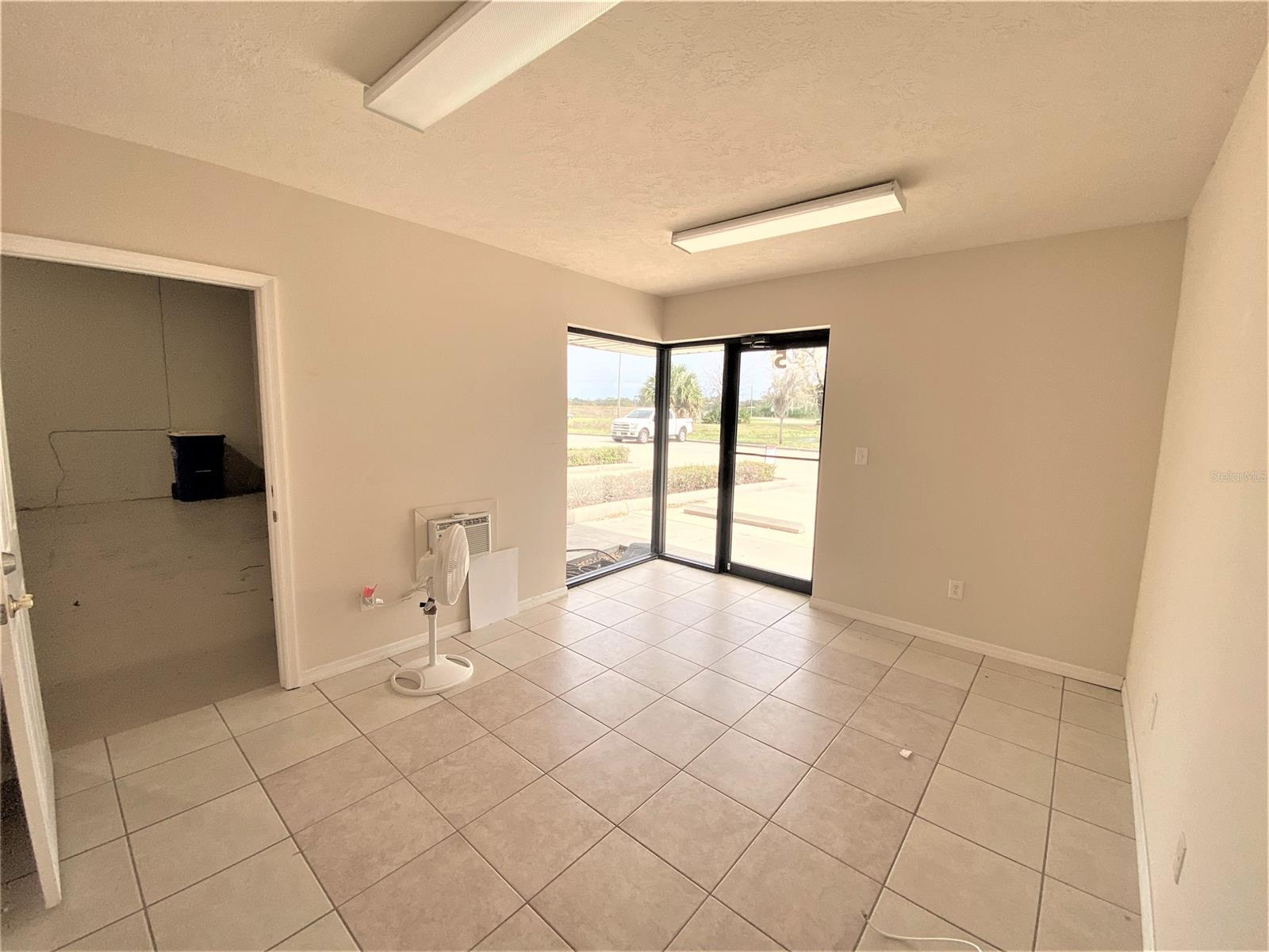 Park Center 01 Condo - Commercial Sale