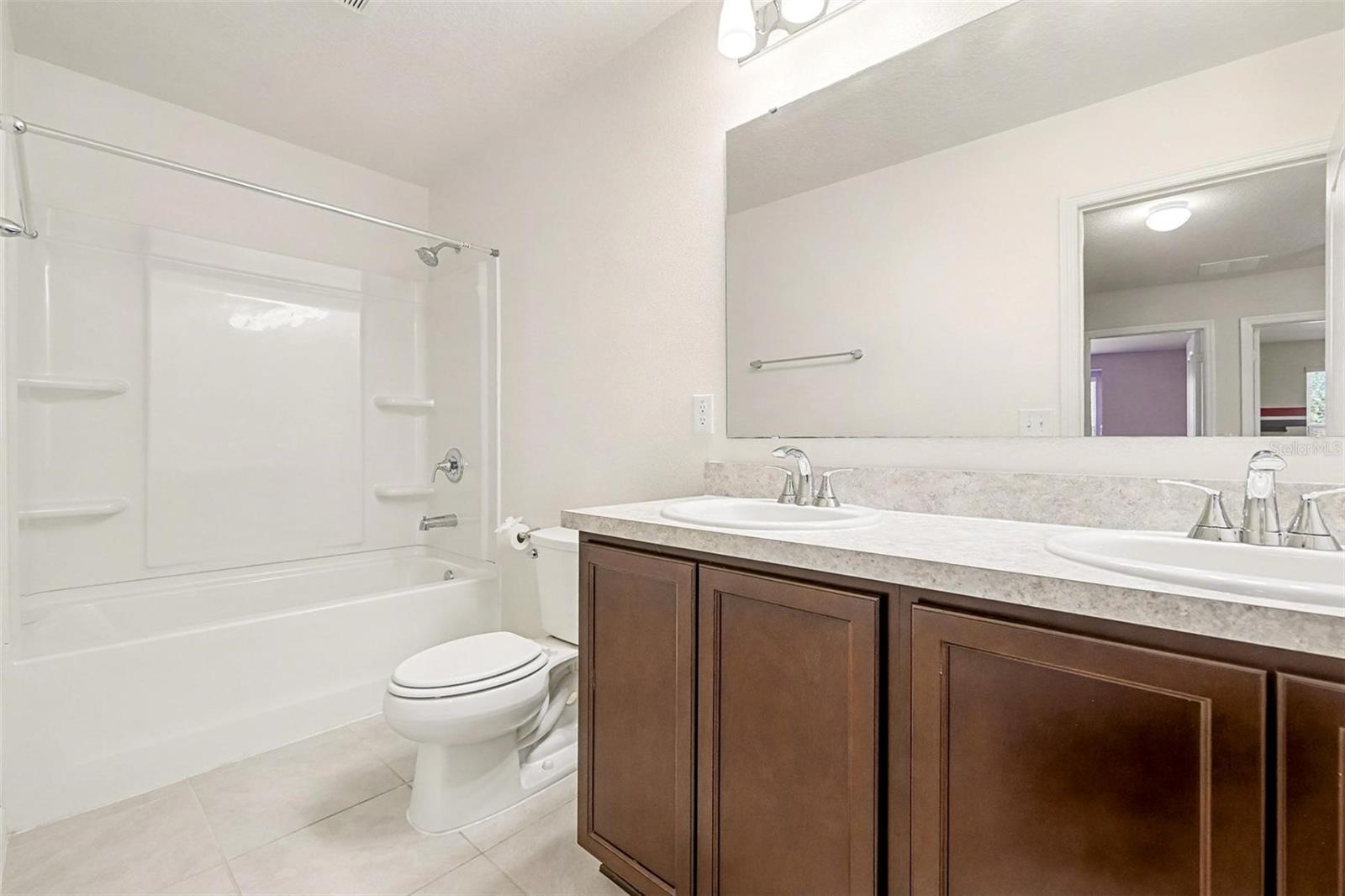 VERONA - VILLAGE "B" - Residential