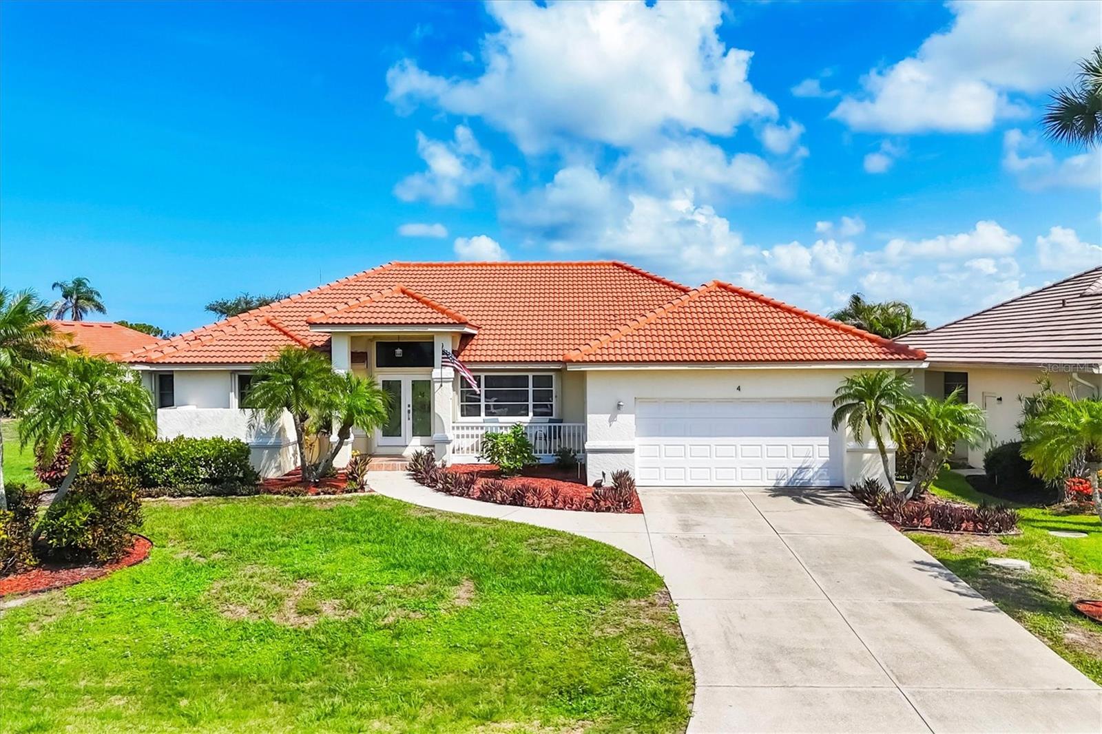 4 LEEWARD DRIVE