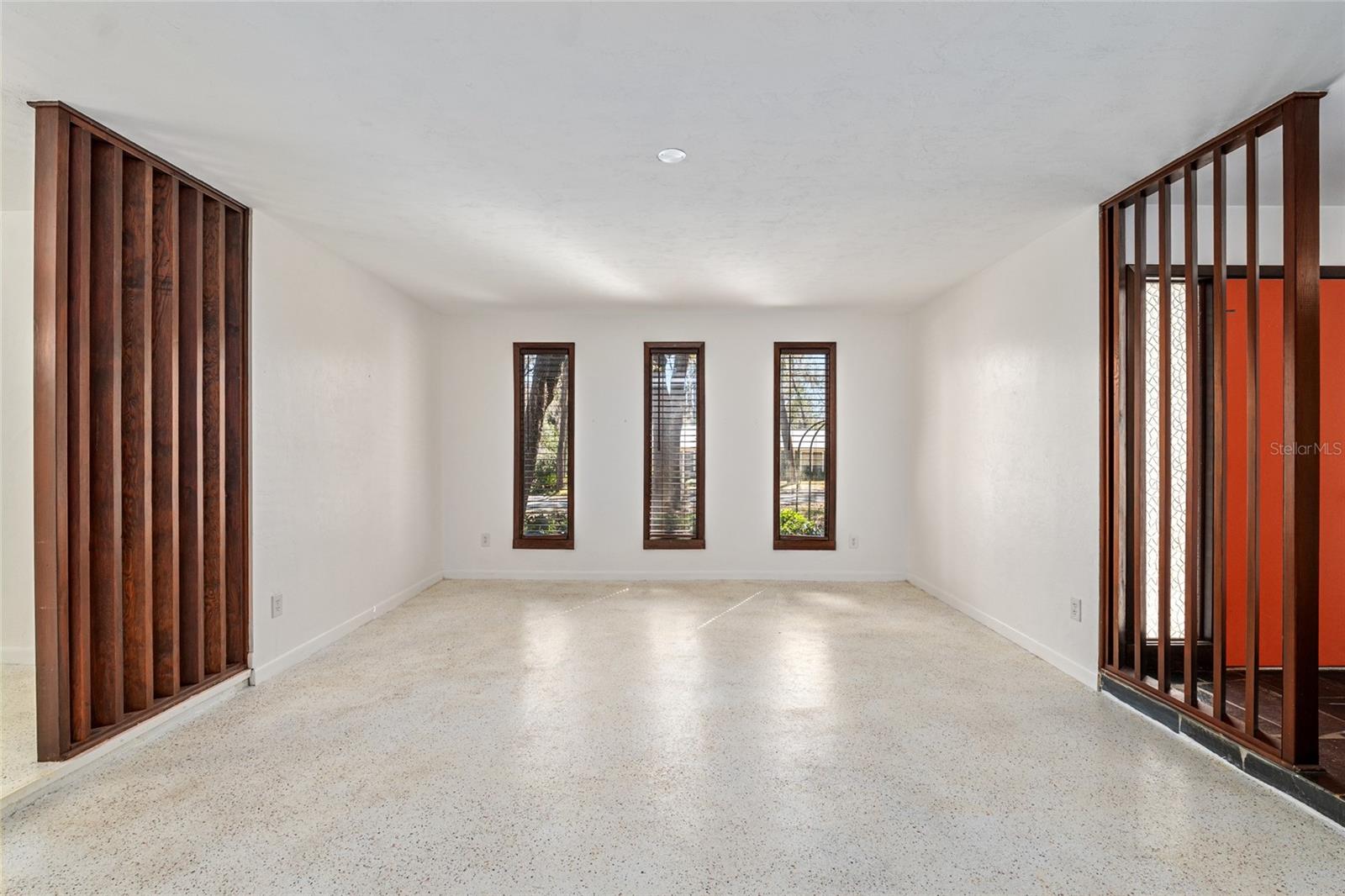 RIDGEWOOD - Residential