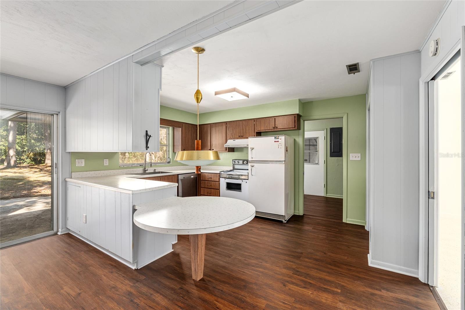 RIDGEWOOD - Residential