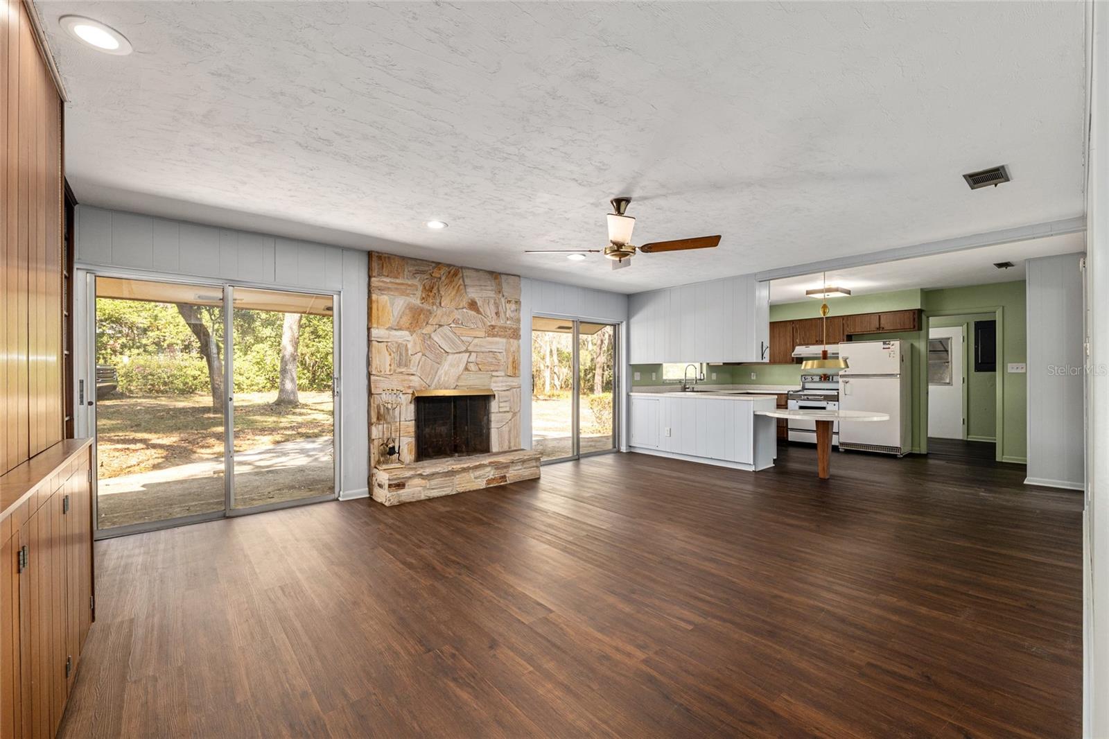 RIDGEWOOD - Residential