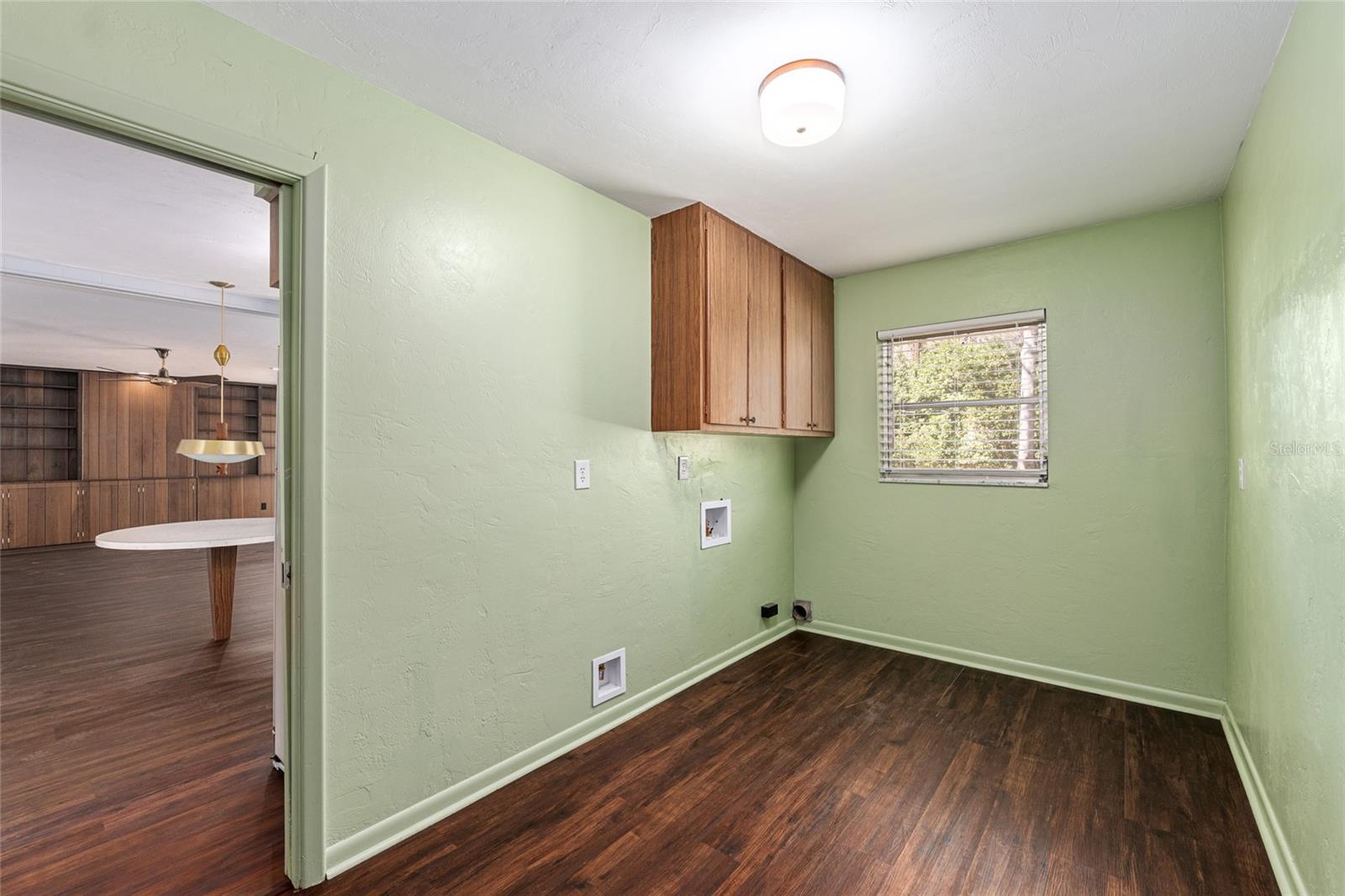 RIDGEWOOD - Residential