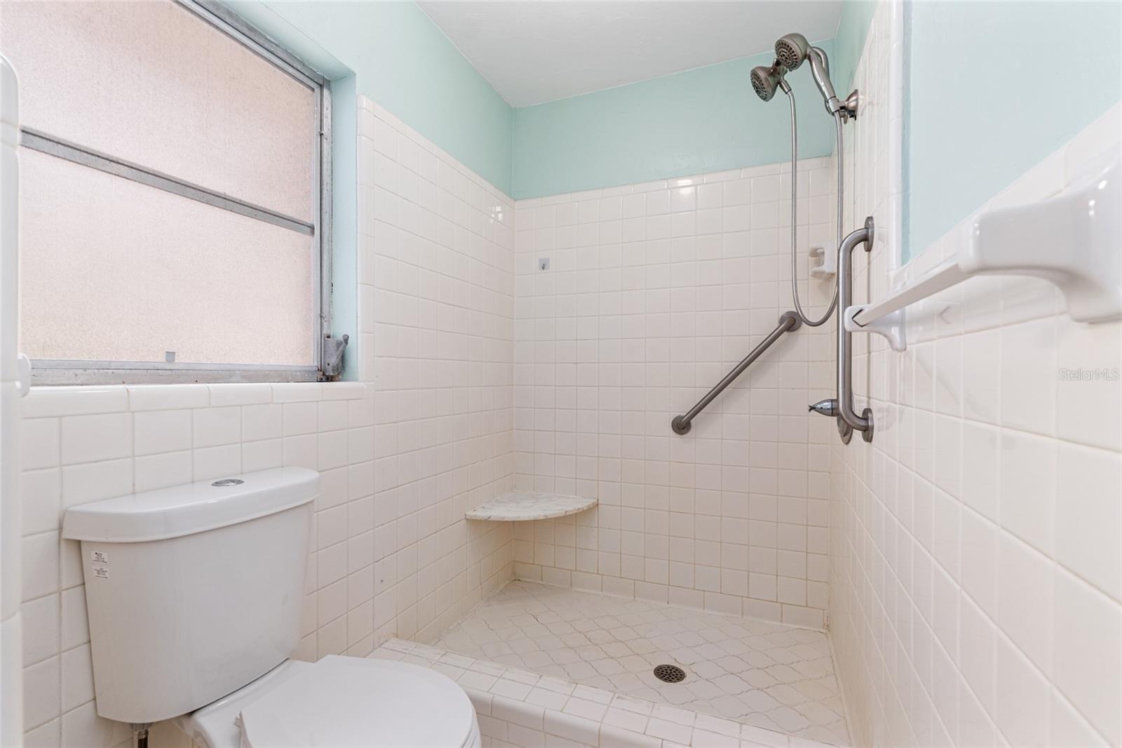 RIDGEWOOD - Residential