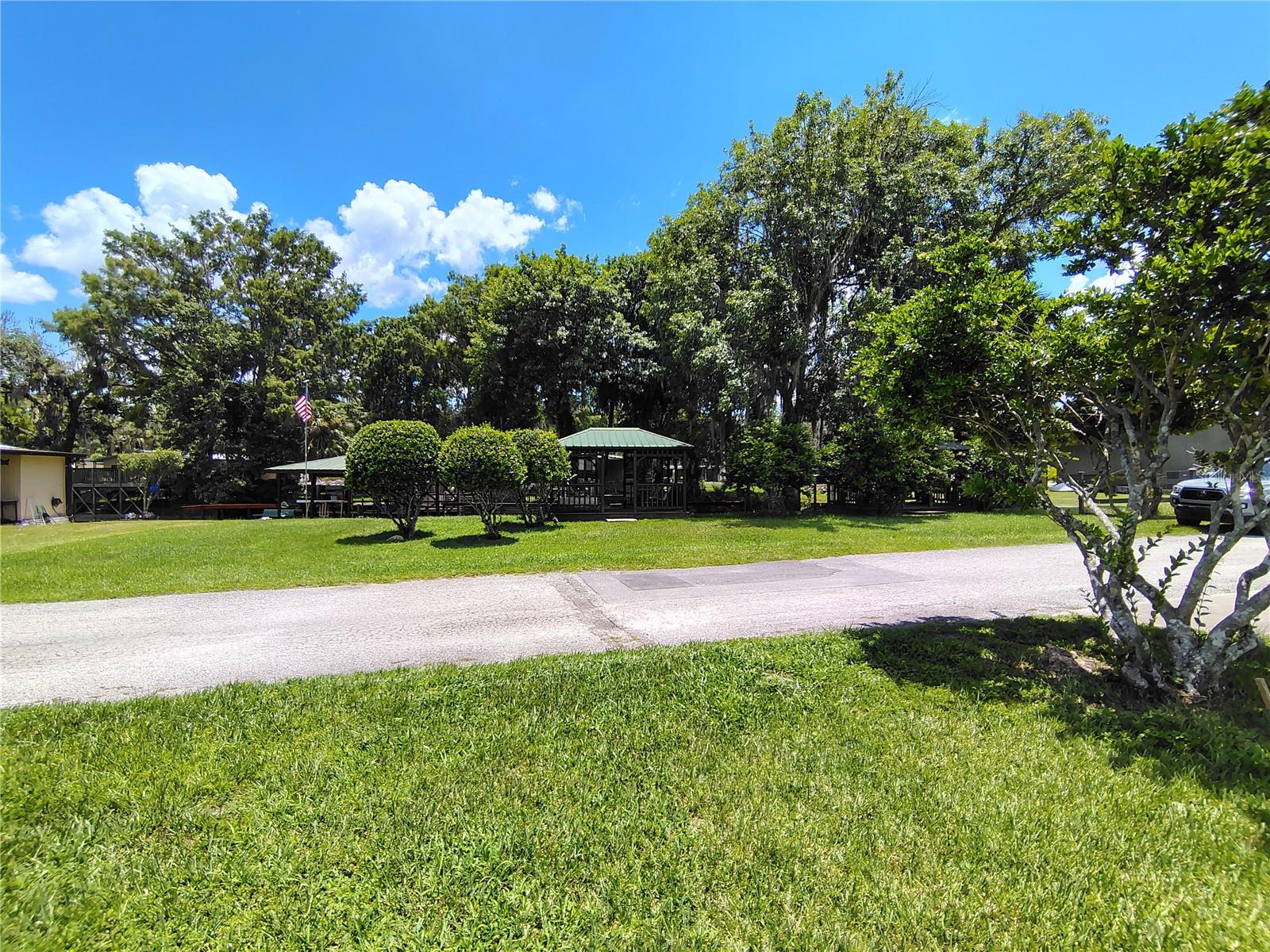 RIVER EDGE ESTATES - Residential